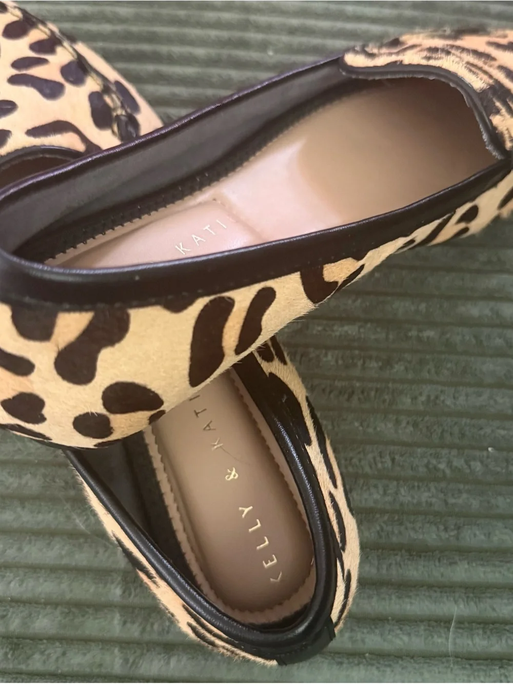Leopard Print Pointed Toe Women's Loafers 6.5 KELLY & KATIE casual chic shoes